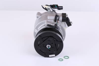 Rareelectrical - New A/C Compressor Compatible With Mitsubishi Lancer By Part Numbers 890666 Aks200a413j 7813A352